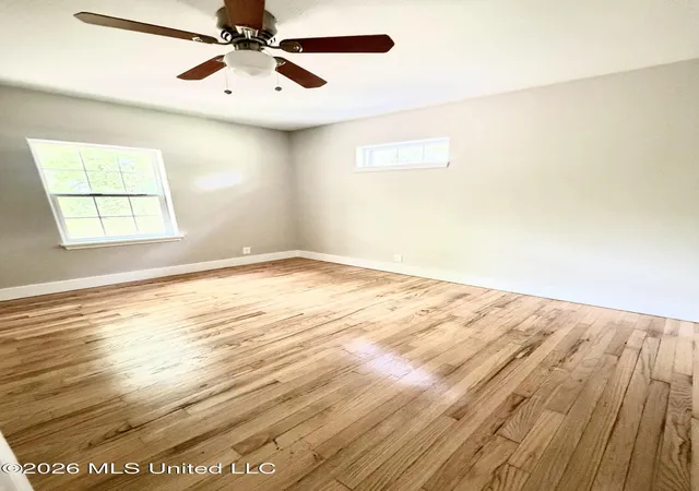 11th image of 635 Oakleigh Ave, Gulfport, MS 39507 | MLS# 4146677