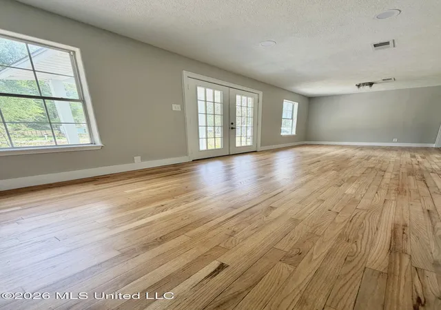 Homes for sale in Gulfport, MS | 635 Oakleigh Ave, Gulfport, MS 39507 | MLS# 4146677