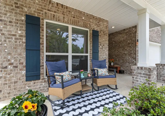 Homes for sale in Ocean Springs, MS | 5297 South St, Ocean Springs, MS 39564 | MLS# 4146688