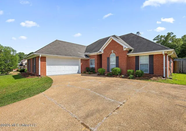 Homes for sale in Madison, MS | 135 Stratford Dr, Madison, MS 39110 | MLS# 4146998