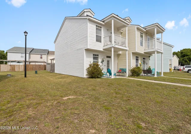 Photo 2 of Townhouse for sale at 1171 Century Oaks Dr, Gulfport, MS 39507 | MLS# 4146834 | Listing updated on 2026-08-17