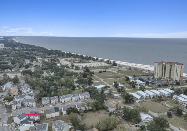 Photo 3 of Townhouse for sale at 1171 Century Oaks Dr, Gulfport, MS 39507 | MLS# 4146834 | Listing updated on 2026-08-17