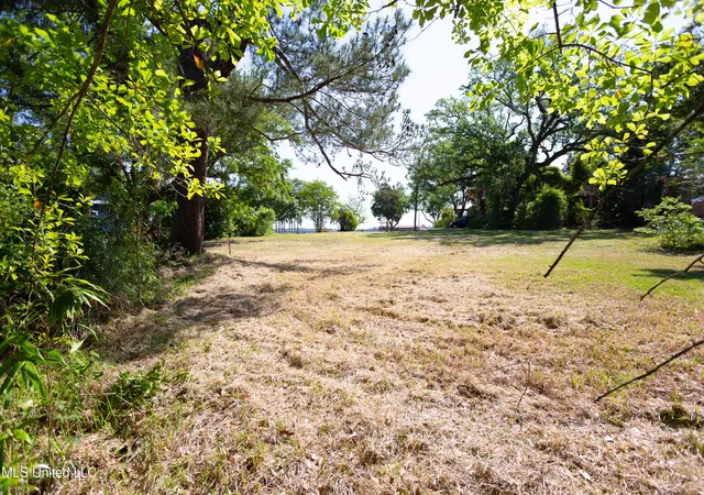 Photo 2 of Land for sale at 1305 Cove Ave, Ocean Springs, MS 39564 | MLS# 4146840 | Listing updated on 2026-05-19