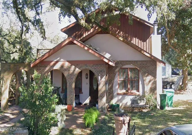 Photo 1 of Single family home for sale at 608 Magnolia Ave, Ocean Springs, MS 39564 | MLS# 4146903 | Listing updated on 2026-07-27