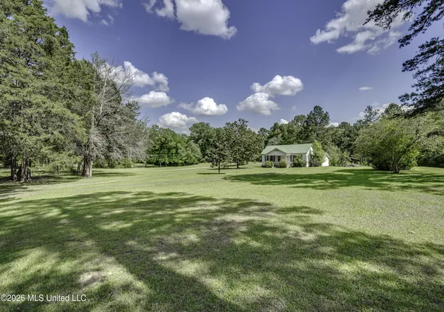 Homes for sale in Byram, MS | 6118 Terry Rd, Byram, MS 39272 | MLS# 4152809