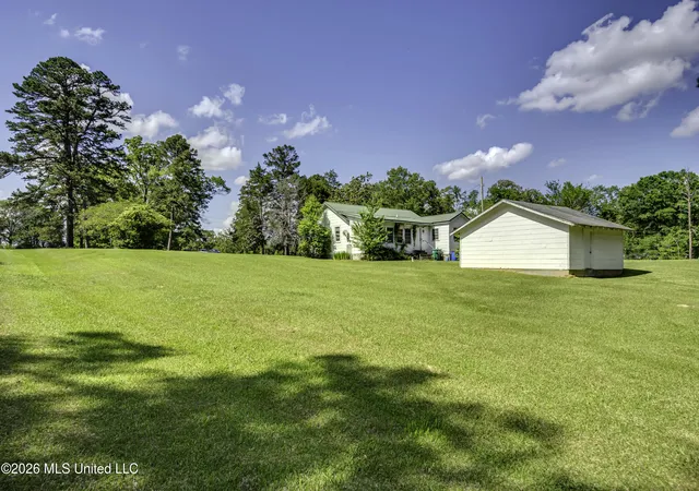 Homes for sale in Byram, MS | 6118 Terry Rd, Byram, MS 39272 | MLS# 4152809