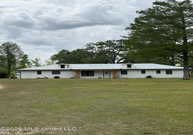 Homes for sale in Lucedale, MS | 24009 Hwy 613, Lucedale, MS 39452 | MLS# 4147061
