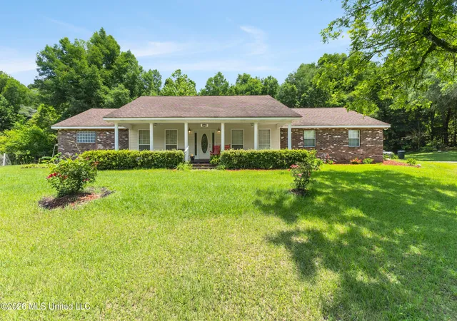 Homes for sale in Columbia, MS | 59 Thomas Ln, Columbia, MS 39429 | MLS# 4147192