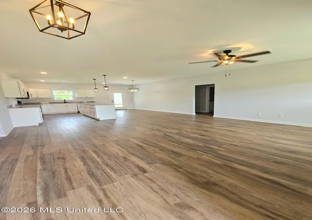 Photo 3 of Sale Pending at 124 Deerfield Tr, Coldwater, MS 38618 | MLS# 4147193 | Listing updated on 2026-09-09