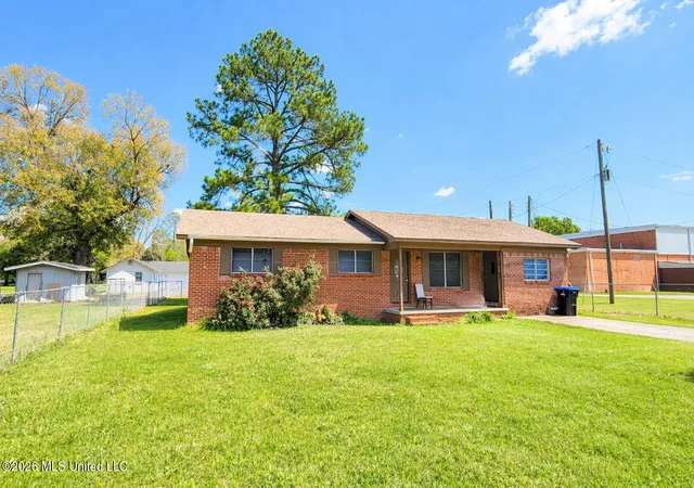 Homes for sale in Lucedale, MS | 54 Sinclair St, Lucedale, MS 39452 | MLS# 4147201