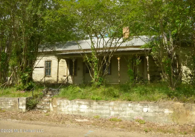 Homes for sale in Liberty, MS | 261 Holmes St, Liberty, MS 39645 | MLS# 4147415