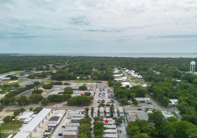 2nd image of 2207 Government St, Ocean Springs, MS 39564 | MLS# 4147271
