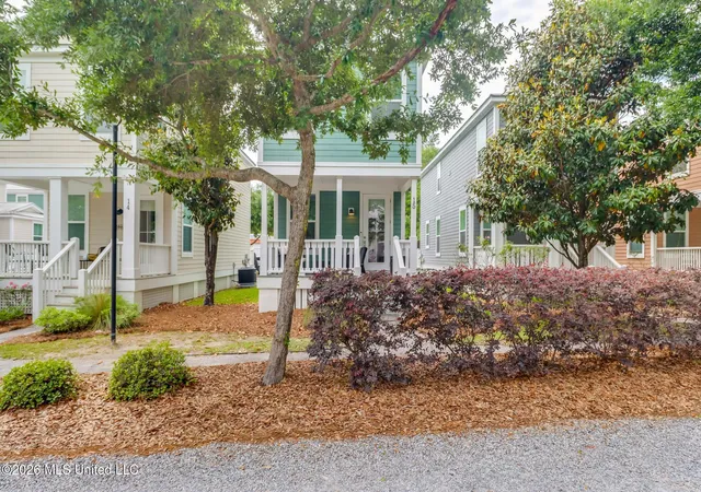 3rd image of 2207 Government St, Ocean Springs, MS 39564 | MLS# 4147271