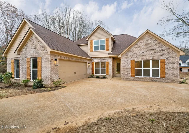 Homes for sale in Byhalia, MS | 31 Scattered Oaks Dr, Byhalia, MS 38611 | MLS# 4147787