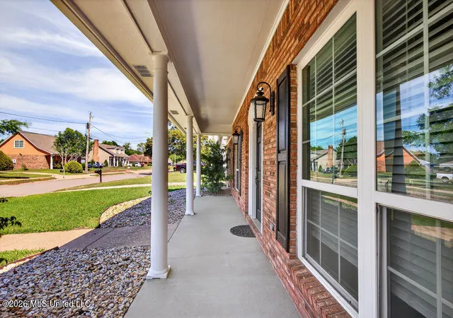 Photo 3 of Sale Pending at 2365 Park Pl Dr, Gulfport, MS 39507 | MLS# 4159129 | Listing updated on 2026-08-18
