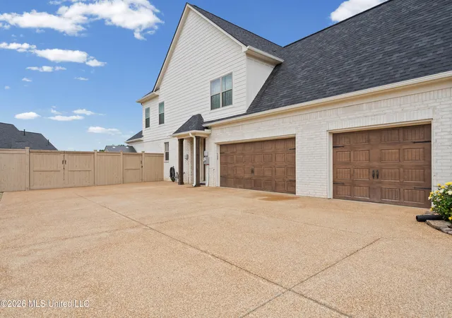 Homes for sale in Olive Branch, MS | 813 Hawkeye St, Olive Branch, MS 38654 | MLS# 4147428
