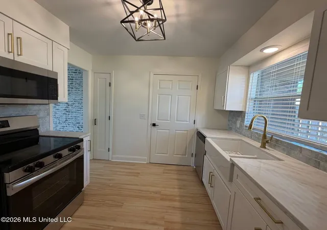 image of 1255 E County Line, Ridgeland, MS 39157 | MLS# 4148105