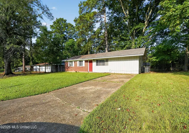 Photo 3 of Single family home for sale at 349 Queen Isabella, Jackson, MS 39209 | MLS# 4148816 | Listing updated on 2026-09-16