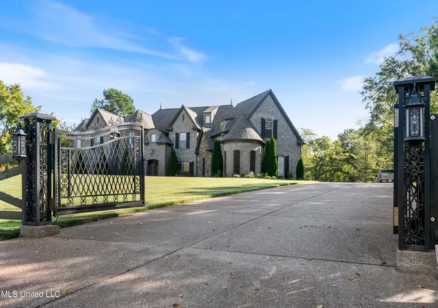 Photo 2 of Single family home for sale at 3406 Bethel Rd, Olive Branch, MS 38654 | MLS# 4147918 | Listing updated on 2026-09-09