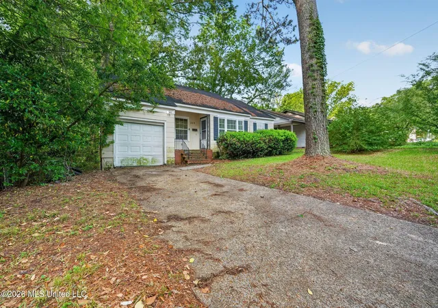 Photo 2 of Single family home for sale at 339 Audubon Pl, Jackson, MS 39206 | MLS# 4148062 | Listing updated on 2026-09-16