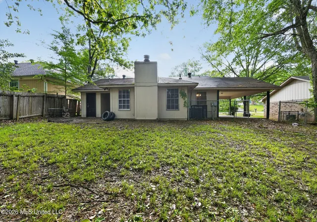 Homes for sale in Jackson, MS | 2137 Thousand Oaks Dr, Jackson, MS 39212 | MLS# 4150990