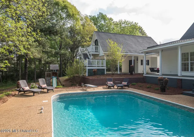 Homes for sale in Hattiesburg, MS | 1814 Old Hwy 24, Hattiesburg, MS 39402 | MLS# 4147670