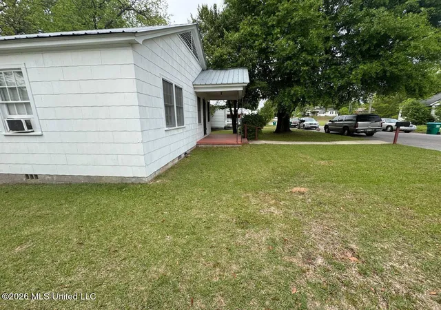 Homes for sale in Meridian, MS | 417 55Th Ave, Meridian, MS 39307 | MLS# 4147692