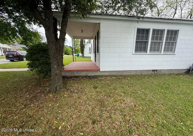 Homes for sale in Meridian, MS | 417 55Th Ave, Meridian, MS 39307 | MLS# 4147692