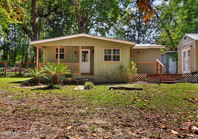 image of 7721 Ridge Gate Rd, Ocean Springs, MS 39564 | MLS# 4147747