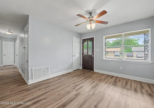 5th image of 115 Gahan Dr, Gulfport, MS 39503 | MLS# 4147976