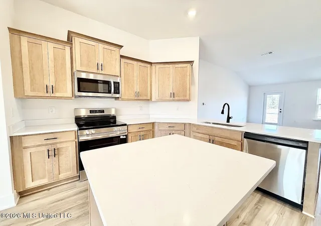 Photo 3 of Sale Pending at 8834 Osprey Landing Cir, Vancleave, MS 39565 | MLS# 4148039 | Listing updated on 2026-09-06