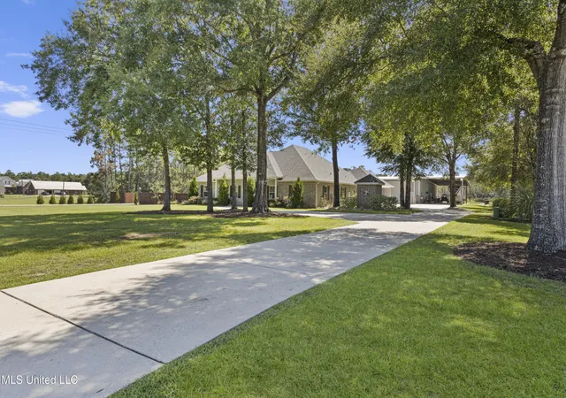 Photo 3 of Sale Pending at 3419 Stephen Earl Dr, Vancleave, MS 39565 | MLS# 4148061 | Listing updated on 2026-08-20
