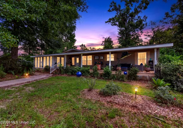 Homes for sale in Kiln, MS | 17990 Cuevas Rd, Kiln, MS 39556 | MLS# 4150930