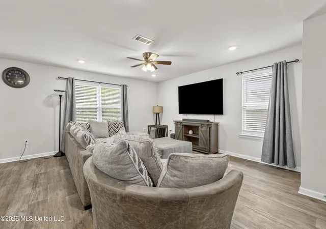 5th image of 2108 Magazine St, Ocean Springs, MS 39564 | MLS# 4153430