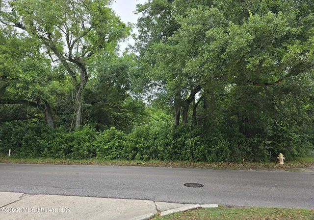 1st image of 2015 W 2nd St, Long Beach, MS 39560 | MLS# 4147999