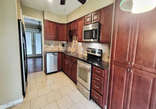 4th image of 928 Courthouse Rd, Gulfport, MS 39507 | MLS# 4147974