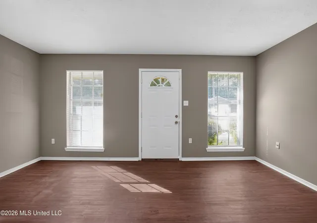 Photo 4 of Sale Pending at 340 William Mckinley Cir, Jackson, MS 39213 | MLS# 4154683 | Listing updated on 2026-09-09