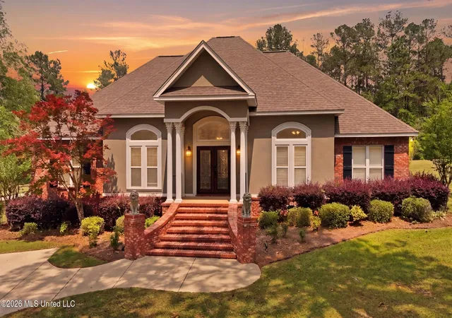 Homes for sale in Hattiesburg, MS | 28 W Lake Rd, Hattiesburg, MS 39402 | MLS# 4147987