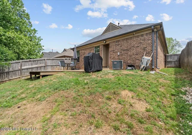 Homes for sale in Olive Branch, MS | 7325 Green Ash Dr, Olive Branch, MS 38654 | MLS# 4148073