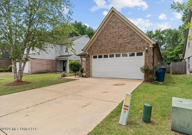 Homes for sale in Olive Branch, MS | 7325 Green Ash Dr, Olive Branch, MS 38654 | MLS# 4148073