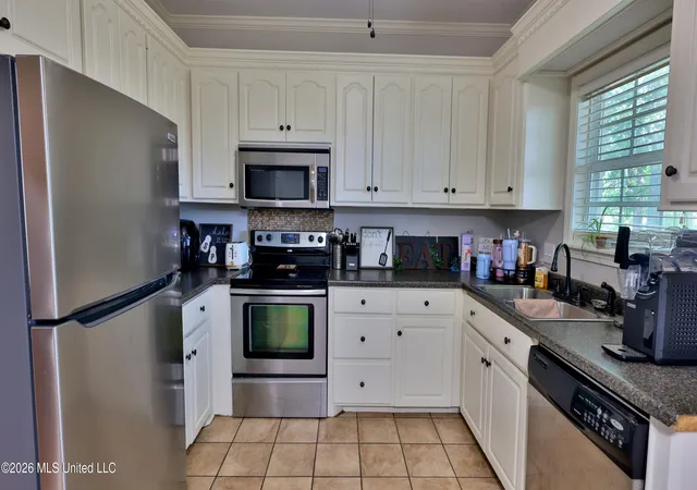 Photo 4 of Single family home for sale at 246 Cherry Bark Dr, Brandon, MS 39047 | MLS# 4148425 | Listing updated on 2026-10-09