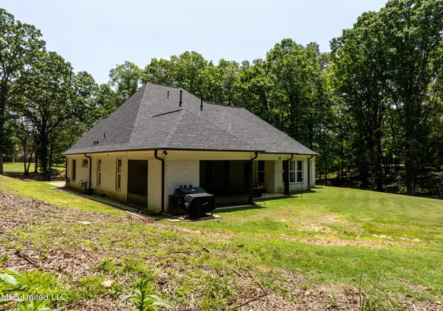 3rd image of 5205 Polk Ln, Olive Branch, MS 38654 | MLS# 4148820