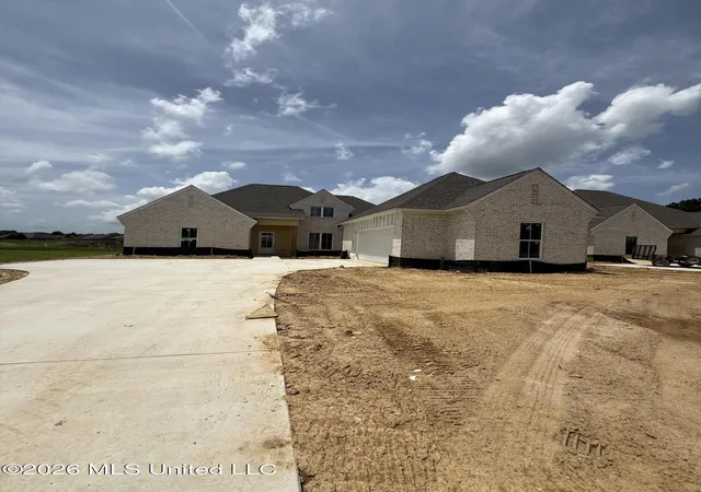 Photo 1 of Single family home for sale at 231 Mission Park Dr, Madison, MS 39110 | MLS# 4160977 | Listing updated on 2026-09-08