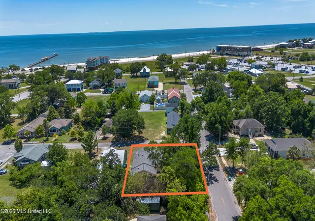 Photo 3 of Sale Pending at 4114 8th Street, Gulfport, MS 39501 | MLS# 4148411 | Listing updated on 2026-07-25