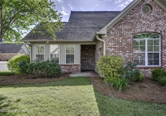 Homes for sale in Ridgeland, MS | 501 Charmant Pl, Ridgeland, MS 39157 | MLS# 4148358