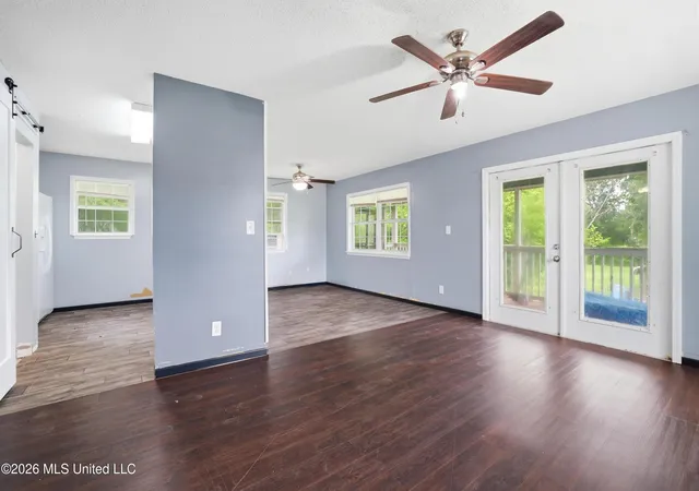 Photo 3 of Single family home for sale at 8621 Old Stage Rd, Moss Point, MS 39562 | MLS# 4148617 | Listing updated on 2026-09-14