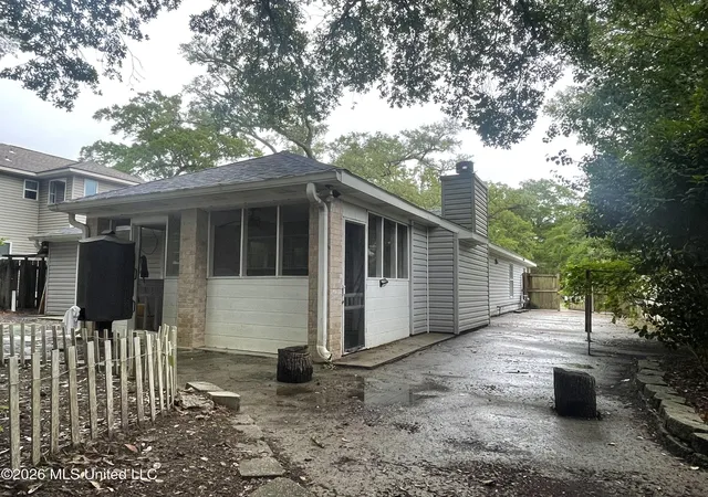 Photo 3 of Single family home for sale at 11027 Oakcrest Dr, Diberville, MS 39540 | MLS# 4148312 | Listing updated on 2026-08-27