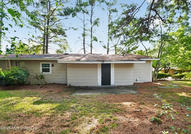 Photo 3 of Sale Pending at 101 Dotson Pl, Jackson, MS 39213 | MLS# 4148819 | Listing updated on 2026-09-08