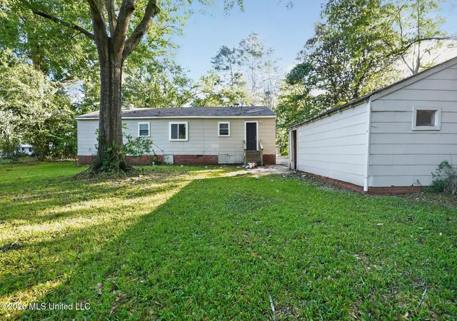 2nd image of 373 Fairhill Dr, Jackson, MS 39212 | MLS# 4152558