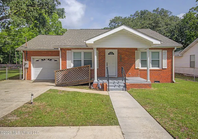Homes for sale in Long Beach, MS | 220 W Old Pass Rd, Long Beach, MS 39560 | MLS# 4150412
